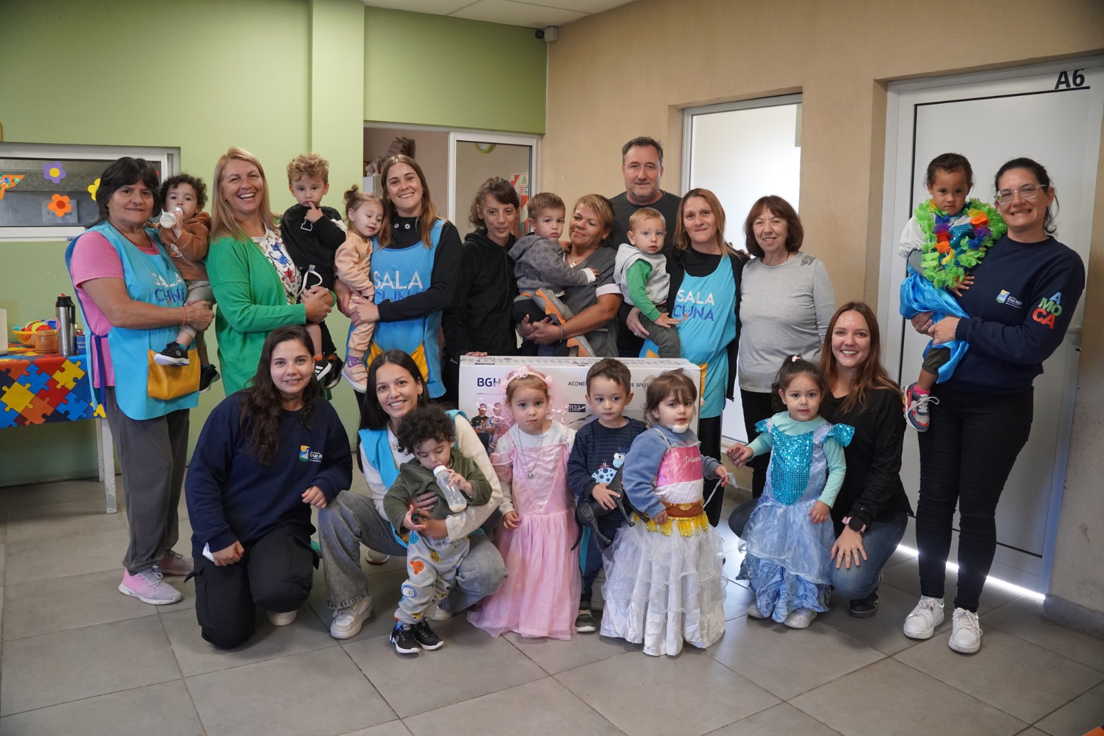 El Municipio entregó un equipo frío-calor para optimizar el bienestar de niños y personal.