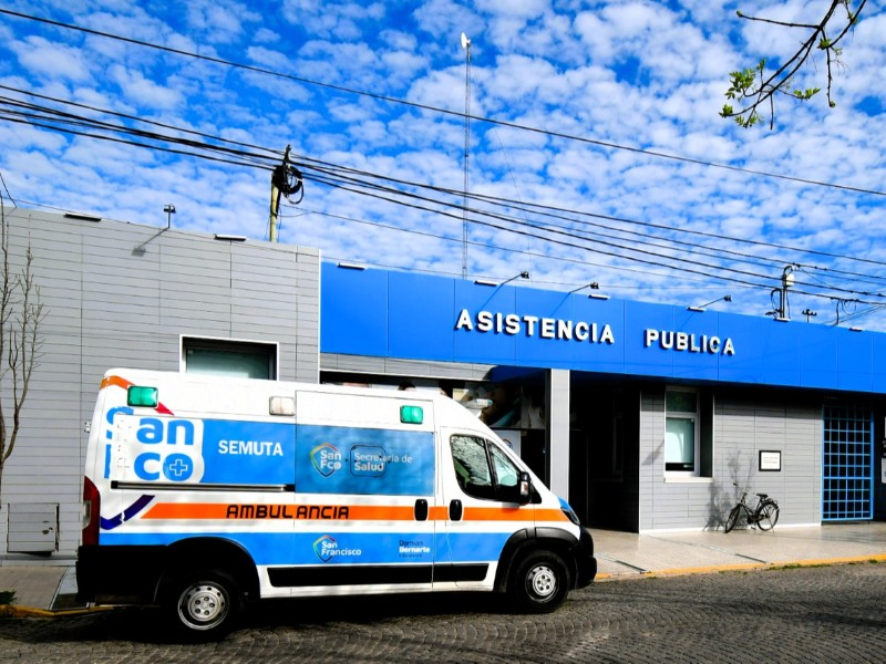 Hay asignación por grupos, atención en Asistencia y CAPS, y opción en farmacias PAMI.