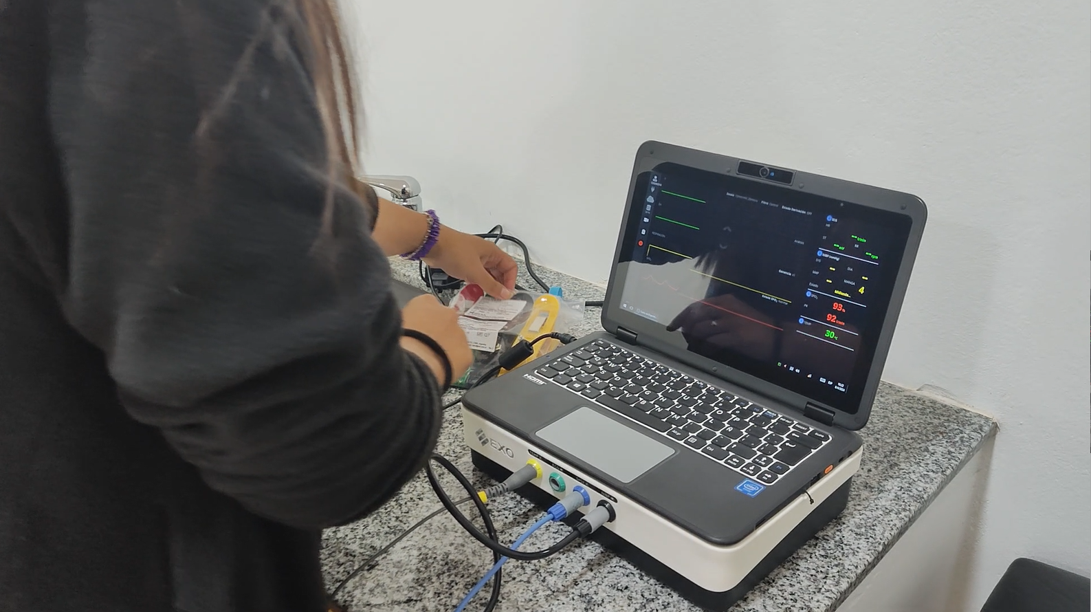 Los CAPS del partido cuentan con equipos de diagnóstico móvil que permiten realizar videoconsultas en tiempo real, sin necesidad de traslados.