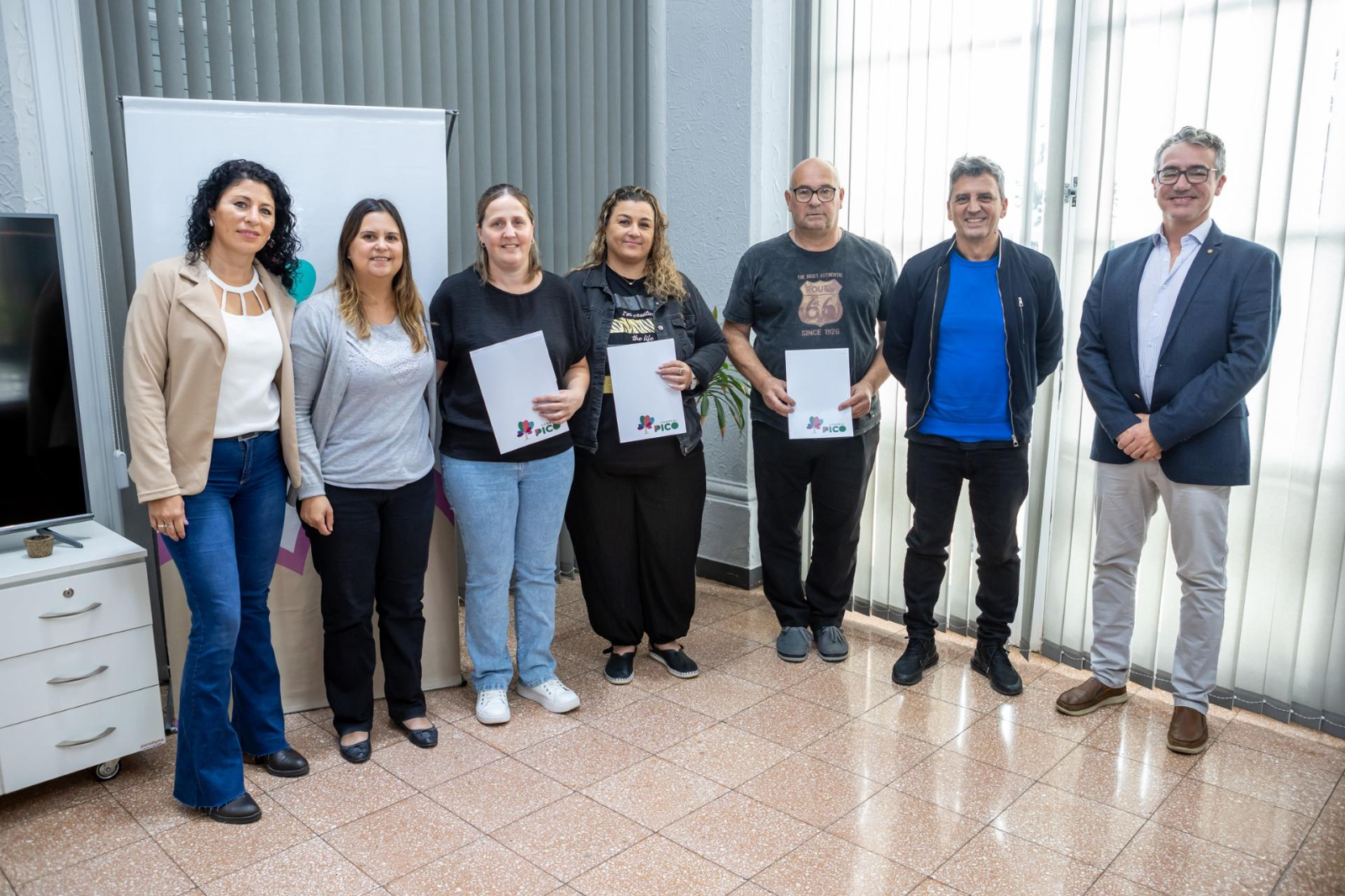  Los aportes están destinados principalmente a la compra de insumos para emprendimientos de servicios generales.