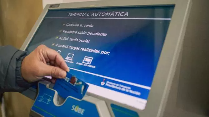 La iniciativa forma parte de las acciones del Municipio de General Pueyrredon para acercar servicios y facilitar la gestión de certificados y documentación requerida.