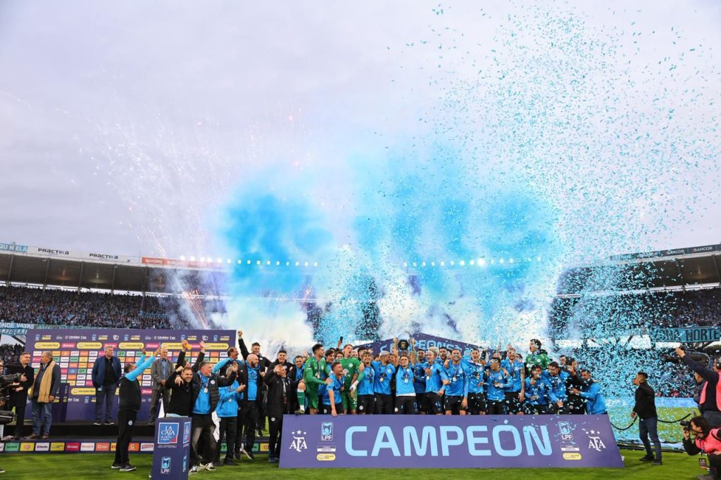 Eventos masivos, recitales y fútbol impulsaron un fuerte movimiento económico en toda la provincia.