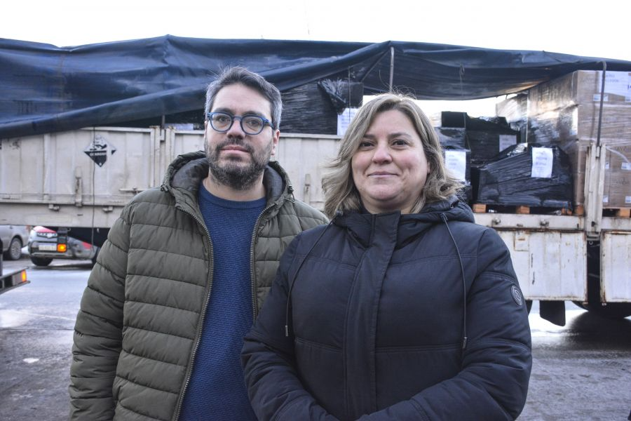 La Provincia concretó una nueva entrega de insumos sanitarios adquiridos mediante una licitación histórica que garantiza abastecimiento en toda la red de salud.