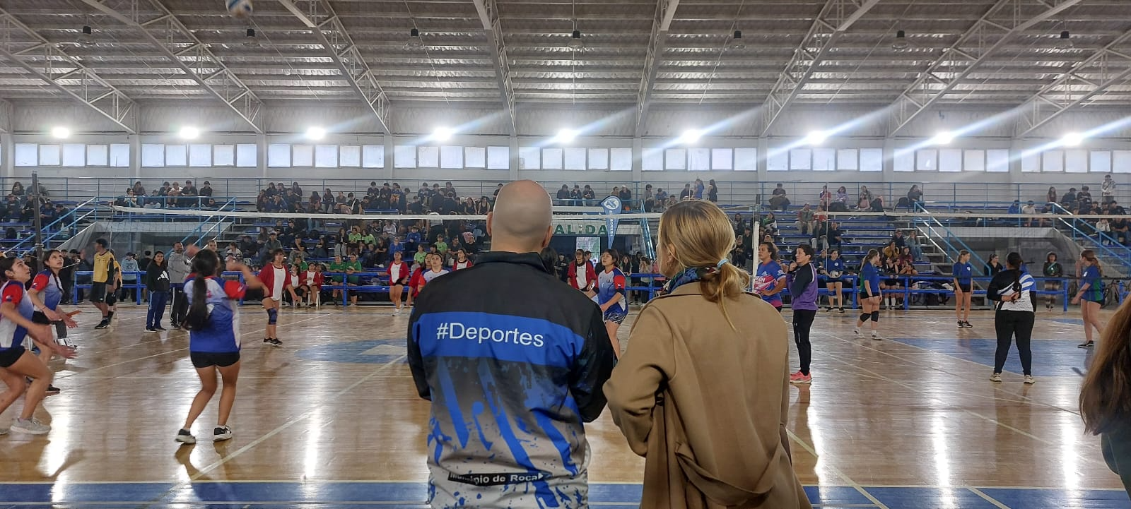 El Municipio de Roca realiza la etapa local en básquet, handball, vóley y atletismo durante junio, para categorías Colegial 1 y 2, en polideportivos municipales y la Pista de Atletismo.