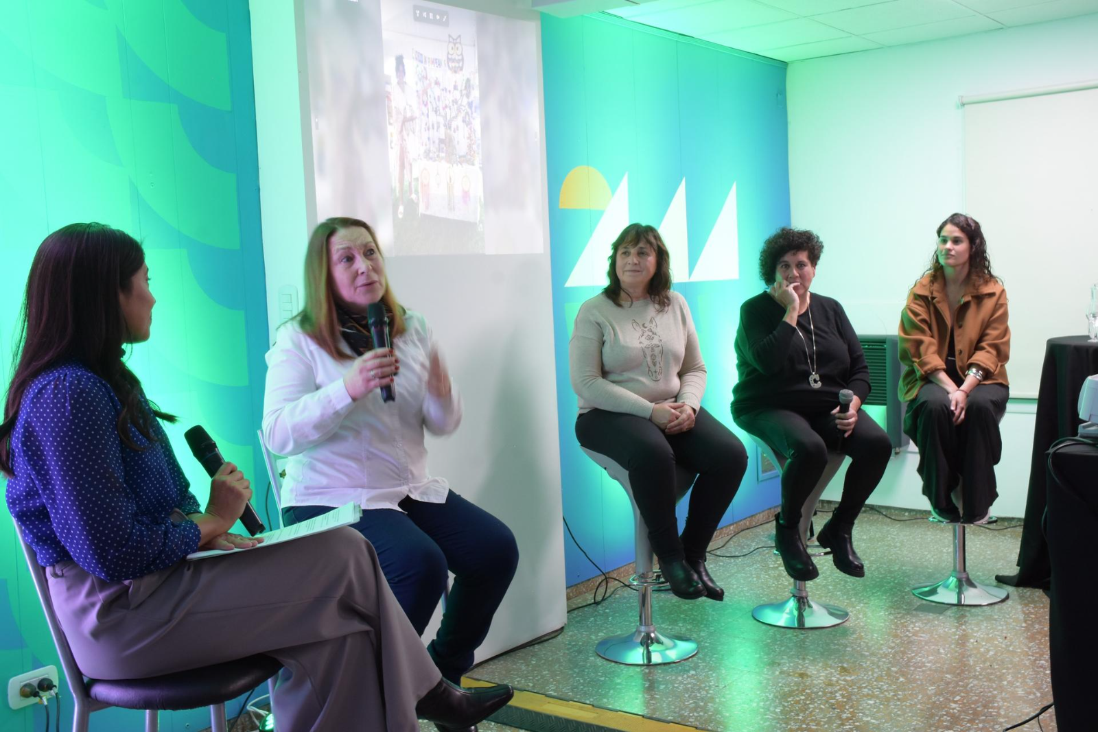 La FDR realizó “Intrépida y Poderosa”, con foco en iniciativa emprendedora, perspectiva de género y finanzas emocionales.