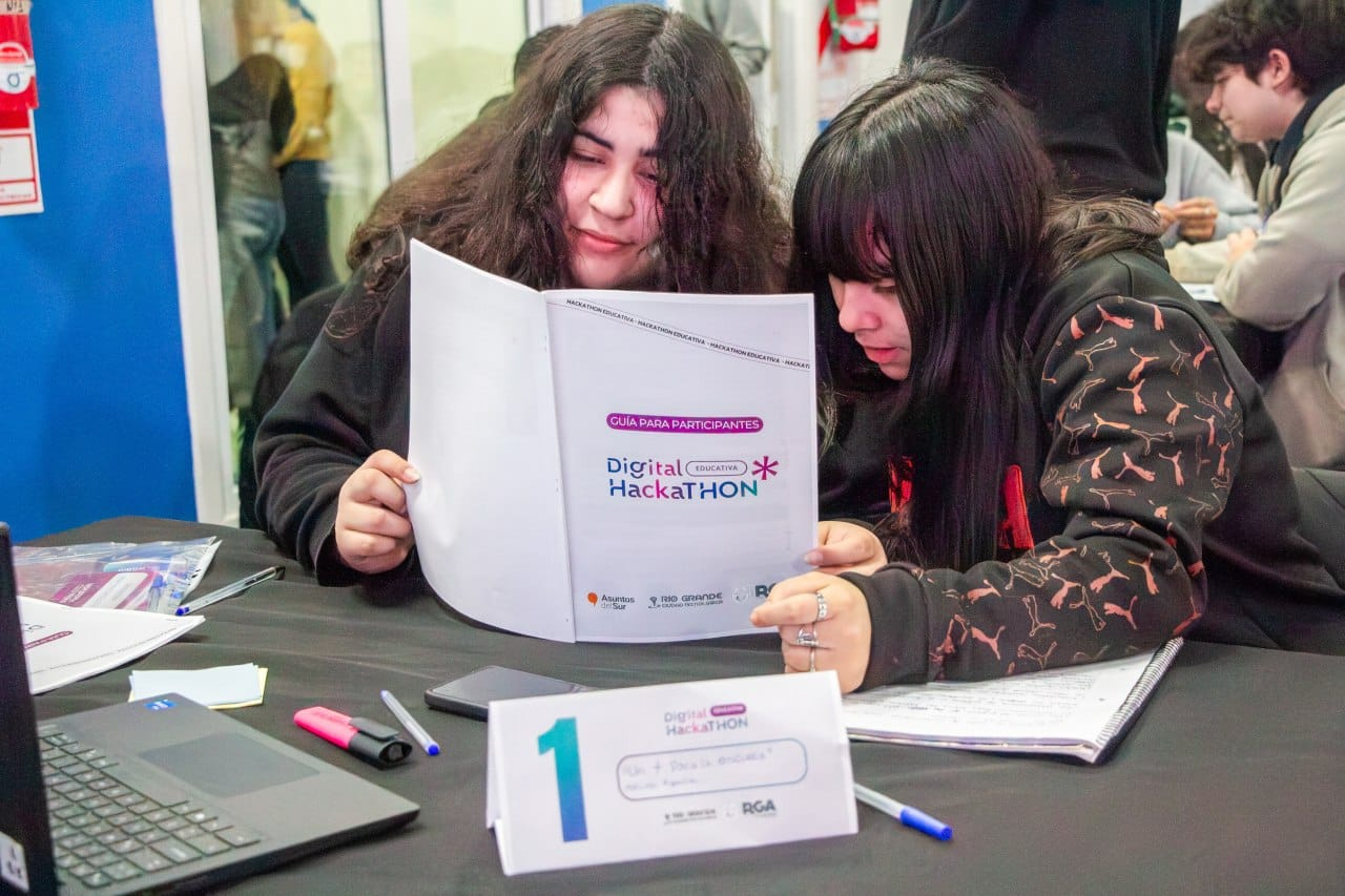 El Municipio lanzó la 5° “Digital Hackathon” para secundarios, superiores y OSC.