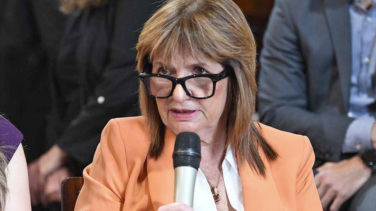 La senadora aseguró que el Presidente considera suficientes las explicaciones del jefe de Gabinete sobre su declaración jurada.