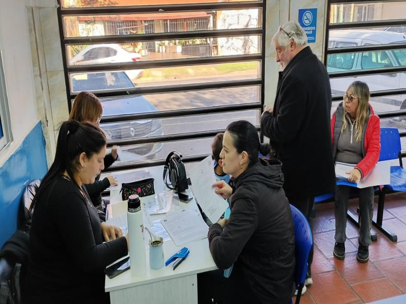 Los espacios funcionarán en distintos barrios para facilitar el acceso a asesoramiento y gestiones.