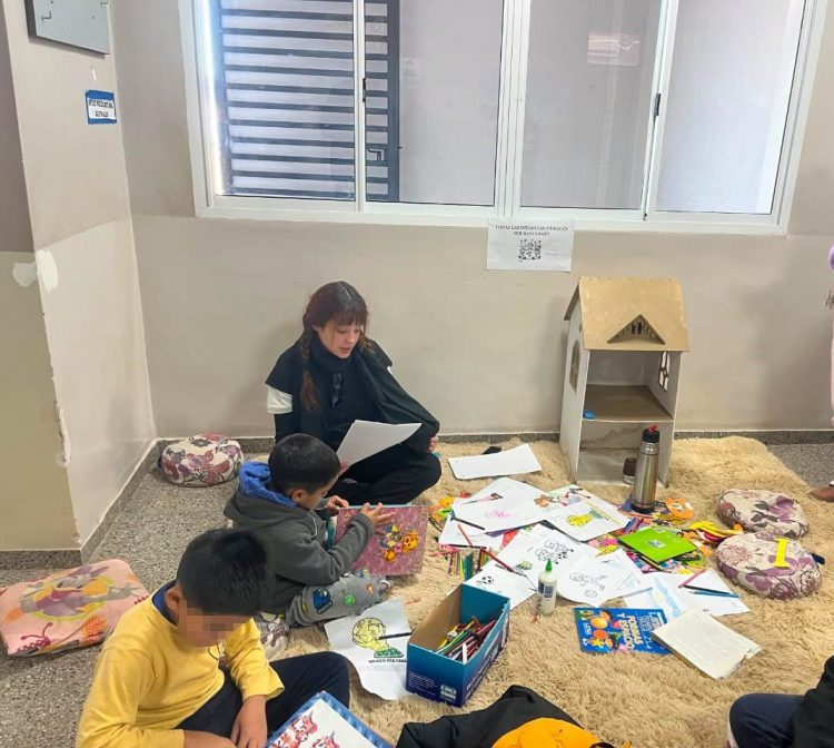 La iniciativa apunta a fortalecer vínculos y promover entornos saludables en la familia y la comunidad, con buena recepción de niñas, niños y adolescentes. 