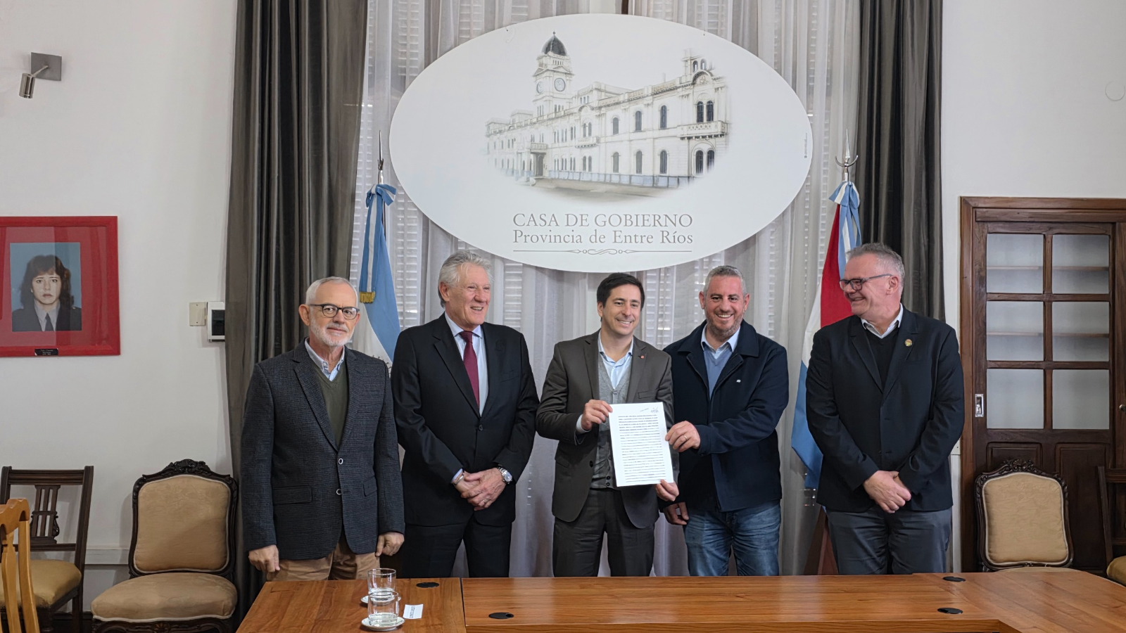 La histórica obra permitirá resolver uno de los principales problemas ambientales de la ciudad. Los trabajos estarán a cargo de la Unión Transitoria de Empresas conformada por GINSA SA y PITÓN.