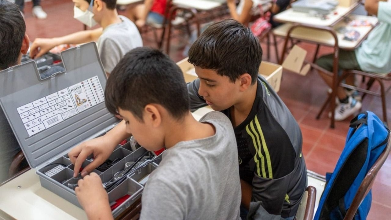 El programa comenzará el 4 de julio y busca fortalecer la formación en economía del conocimiento en zonas productivas clave.