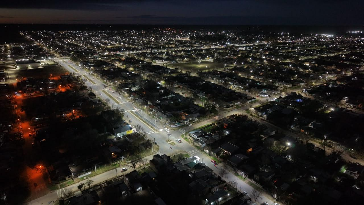 La Pampa finalizó la iluminación integral del corredor Stieben en Santa Rosa con tecnología LED y una inversión de 8.355 millones de pesos.