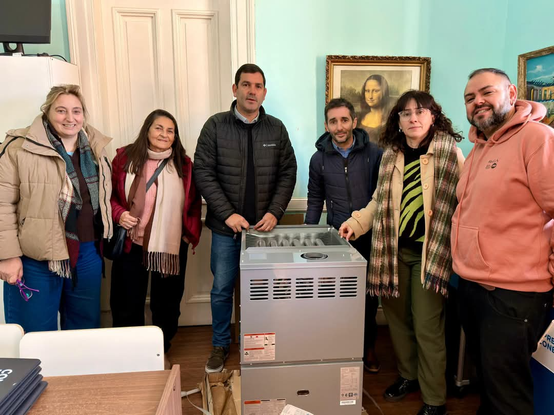 Juan Pablo García garantizó aulas calefaccionadas y mejores condiciones para los estudiantes, docentes y trabajadores de la institución.