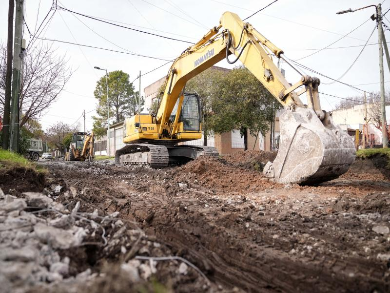 El Municipio ejecuta un plan integral de bacheo con más de 14.100 metros cuadrados de reconstrucción de calzadas.