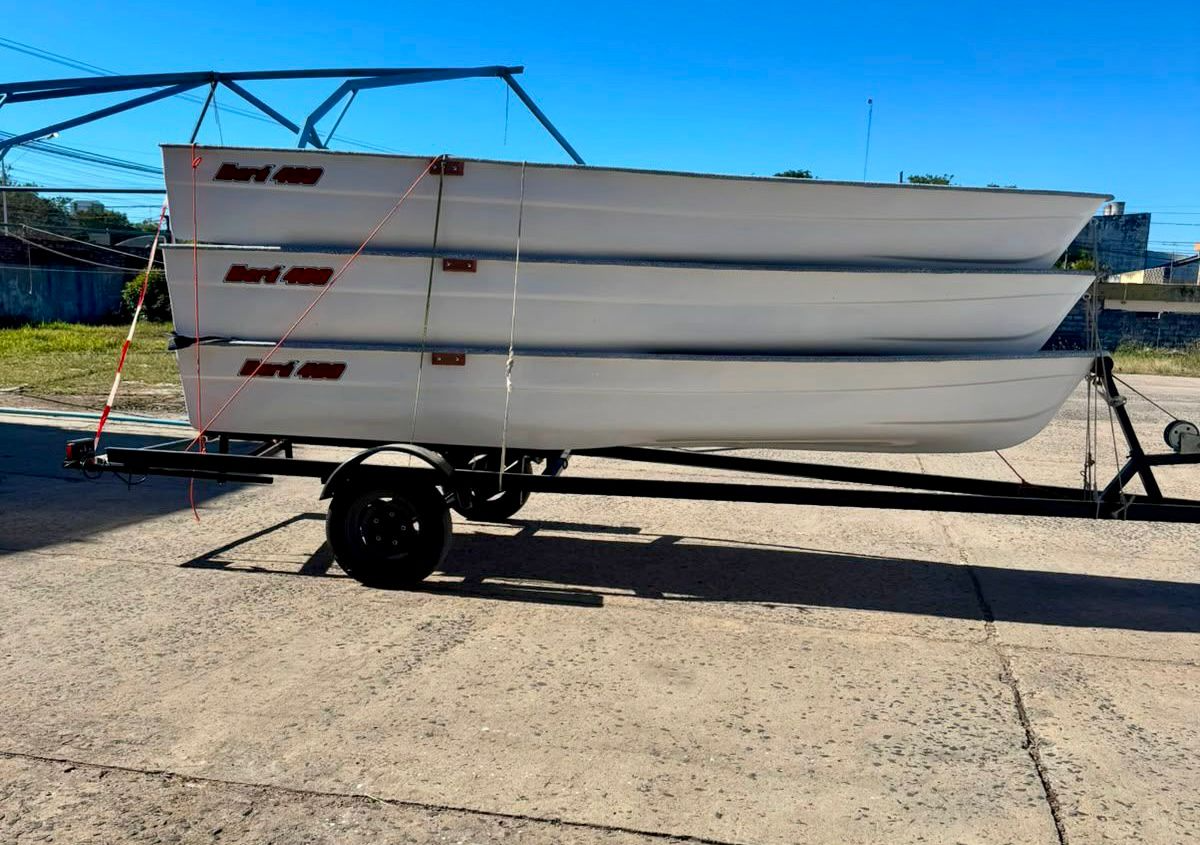La Provincia incorporó nuevos canobotes para fortalecer la respuesta ante inundaciones y avanzar con el plan preventivo frente al posible fenómeno climático El Niño.
