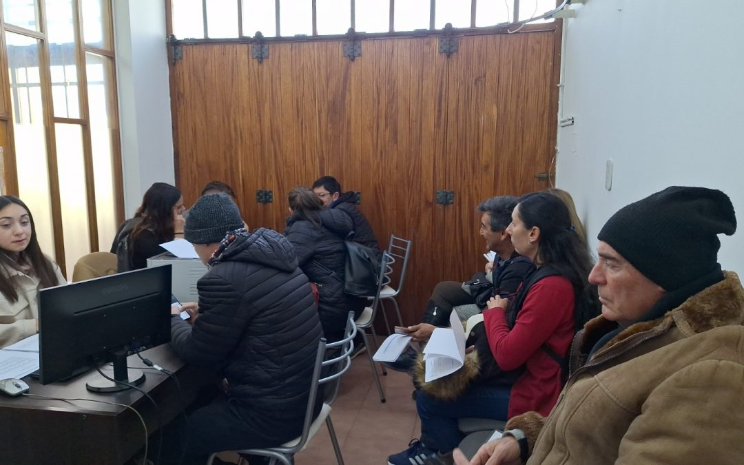 Decenas de personas se acercaron a la Dirección de Vivienda para cumplimentar los requisitos y avanzar en el proceso con Ecogas. 