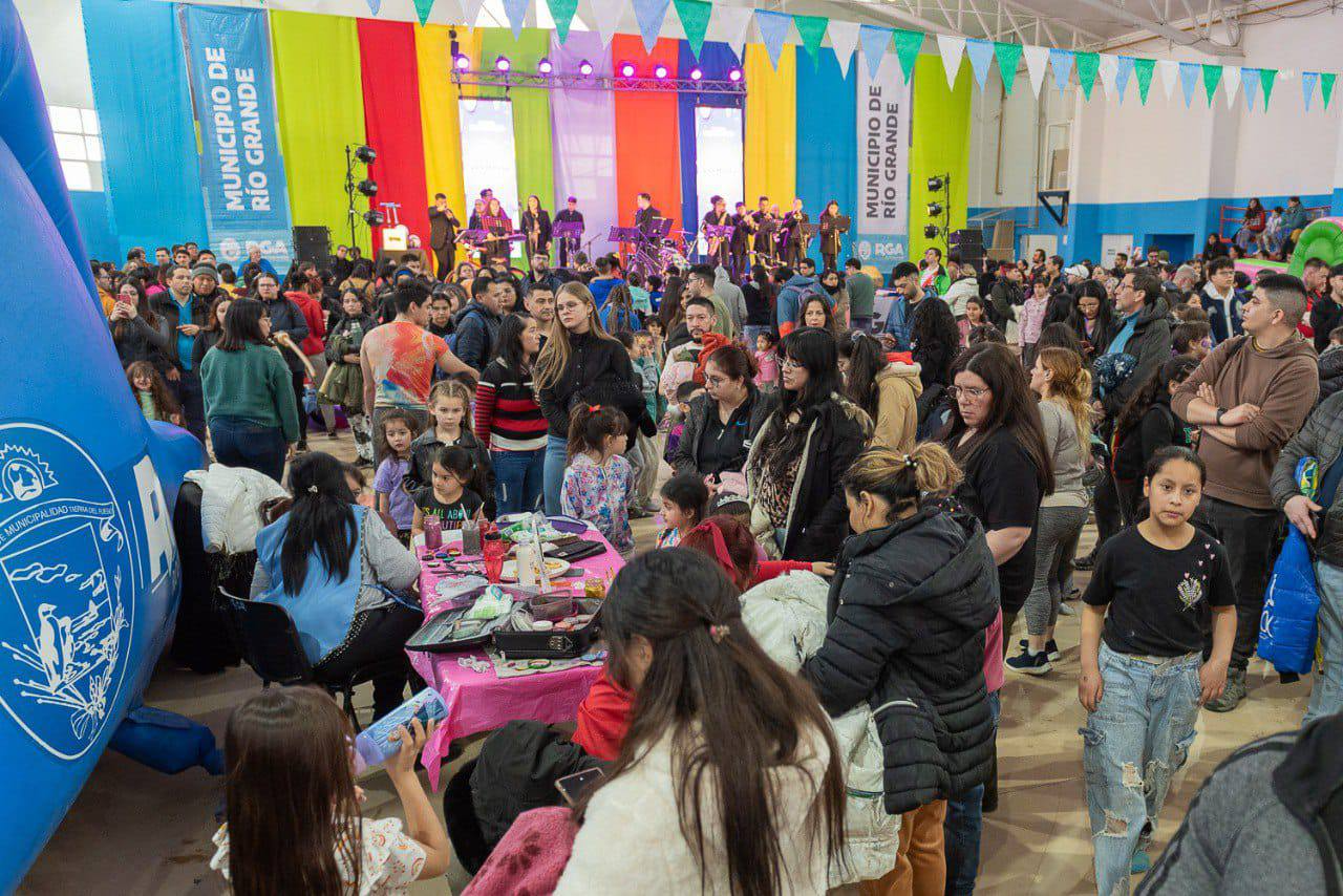 Este sábado 11, desde las 15, el Municipio realizará kermesses en el Polideportivo "Carlos Margalot" y el Gimnasio "Margen Sur", con actividades gratuitas para todas las edades.