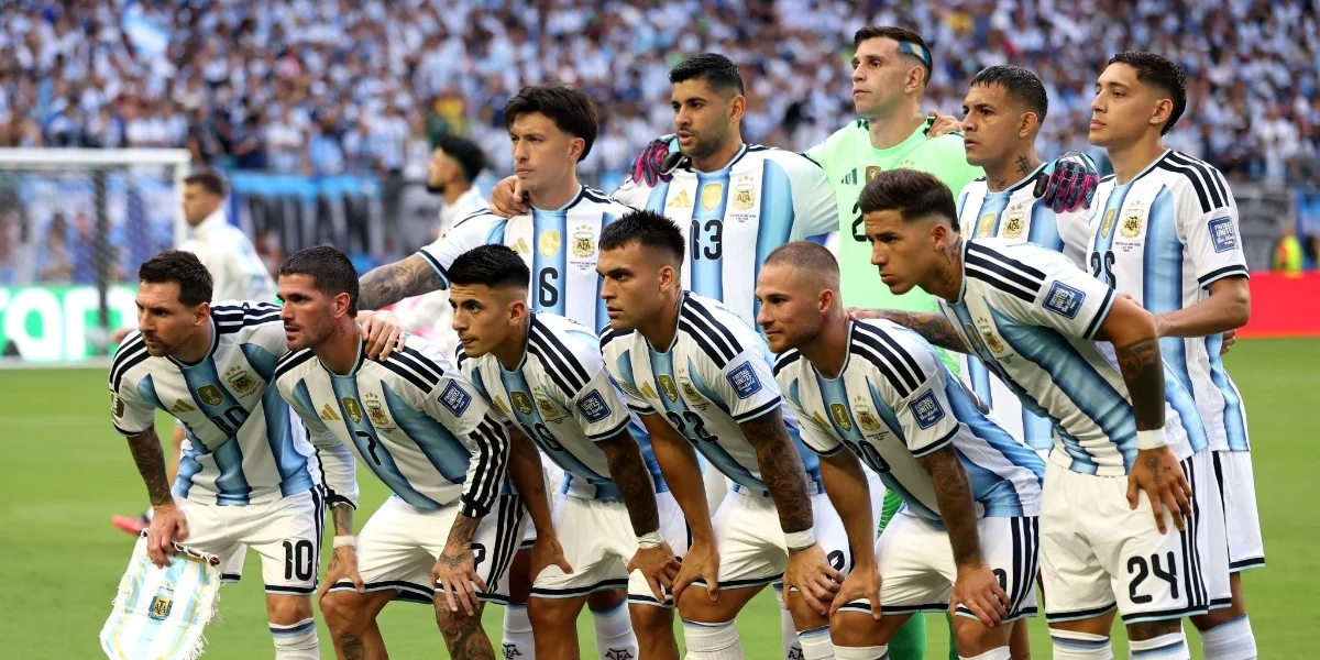 La scaloneta dio vuelta el partido ante inglaterra y jugara el ultimo partido por segundo año consecutivo