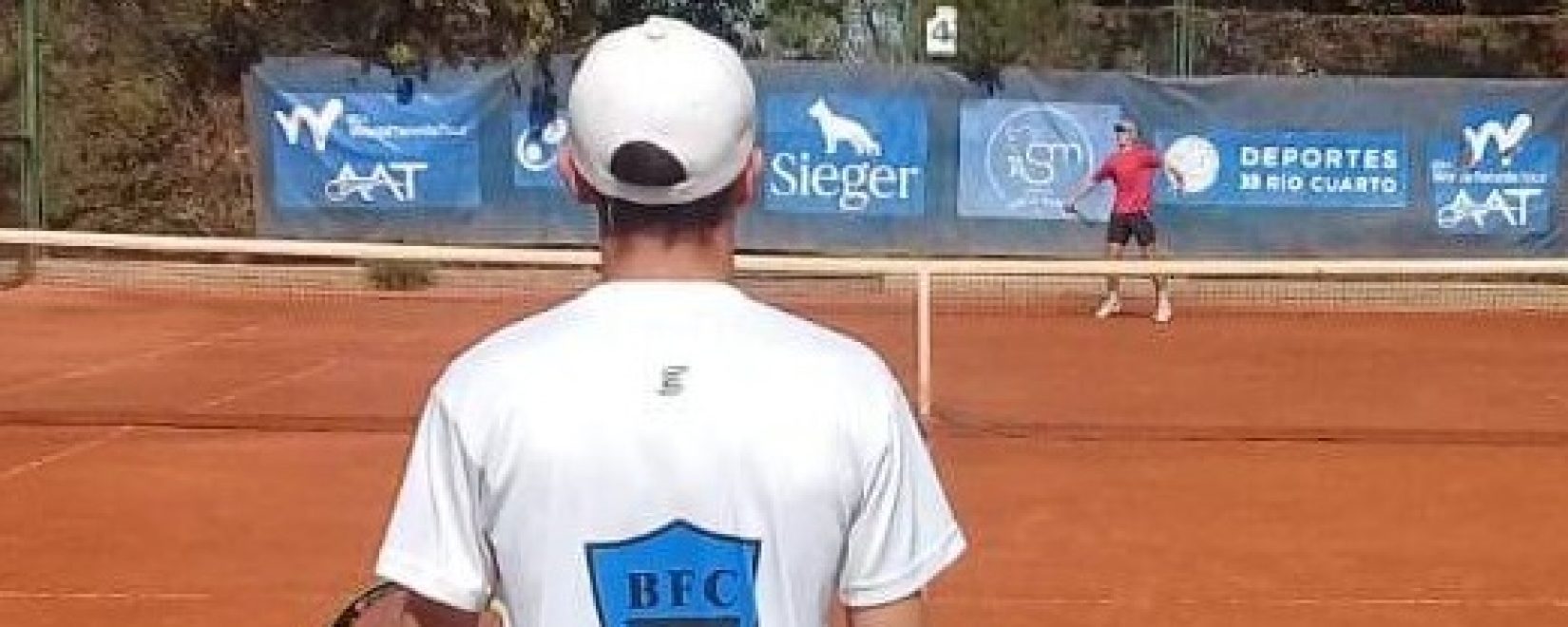 Mateo Druetta y Lucas Dom\u00ednguez ya disputaron cert\u00e1menes con el nombre de su club en la espalda.