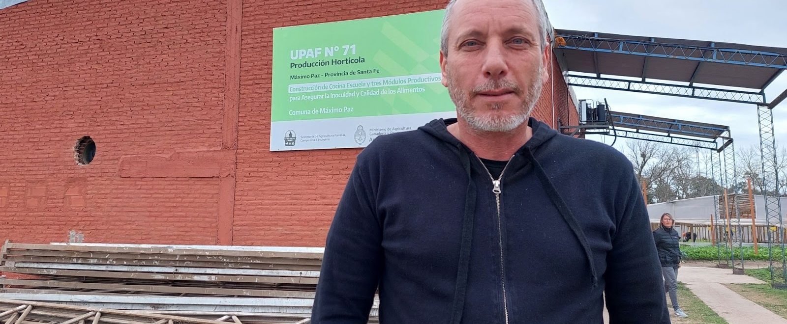 Dario Baiocco, jefe comunal de M\u00e1ximo Paz, detall\u00f3 el proyecto enfocado en producci\u00f3n de alimentos de cercan\u00eda, generaci\u00f3n de trabajo y agroecolog\u00eda en la zona del periurbano.