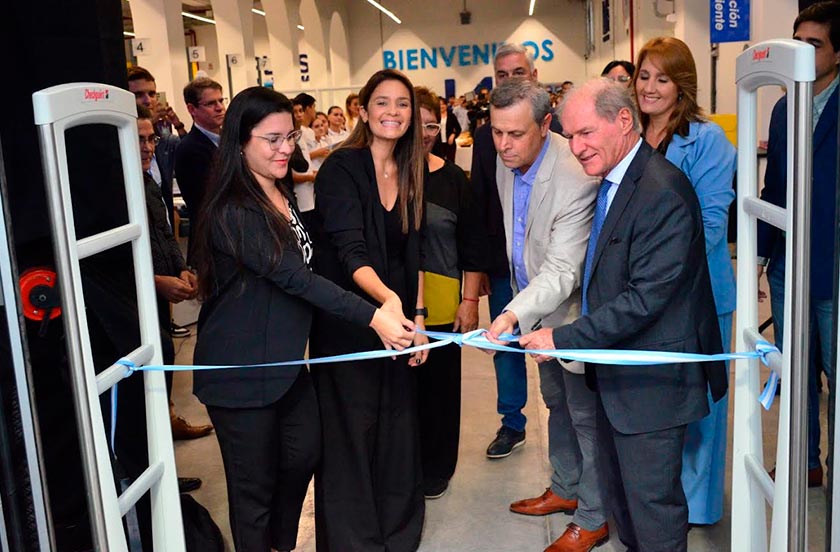 Esta es la sucursal 166 en el pa\u00eds y la segunda en la provincia. La intendente Bazzi agradeci\u00f3 la apuesta por la ciudad.