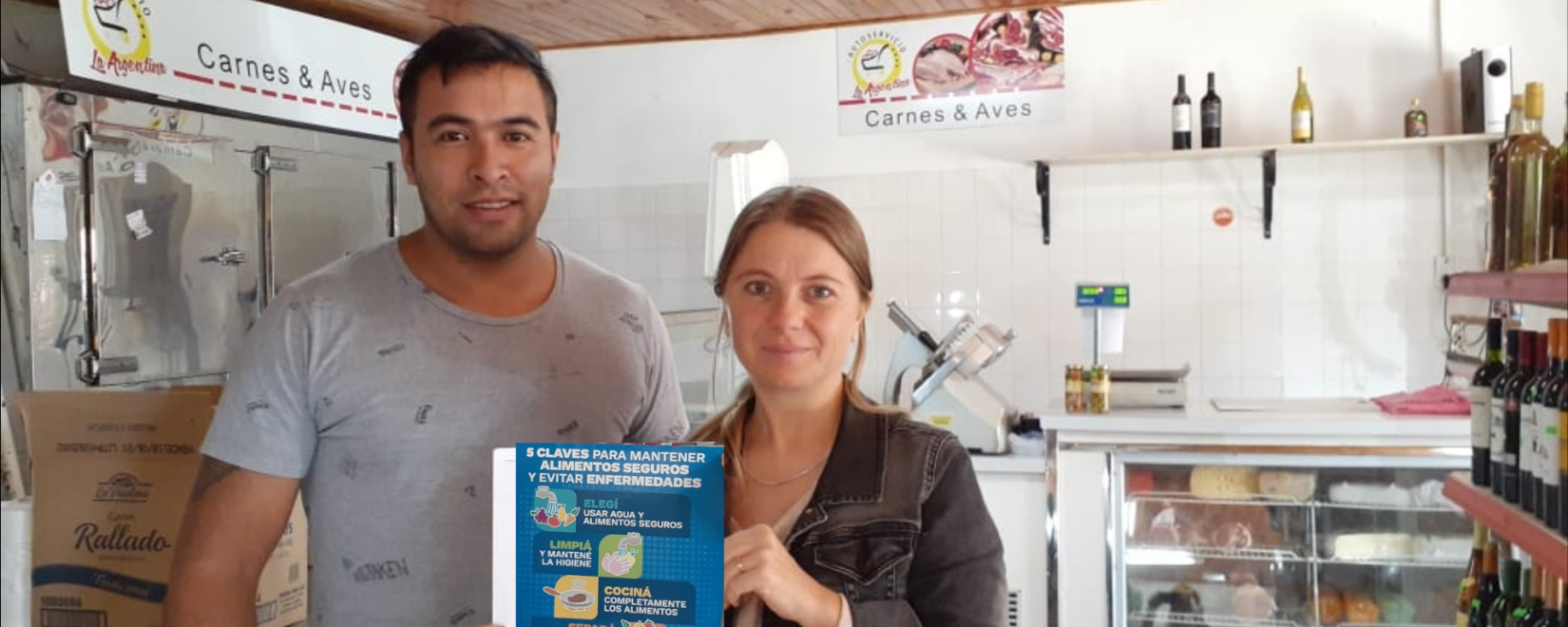 En un esfuerzo por promover pr\u00e1cticas seguras en la manipulaci\u00f3n de alimentos.