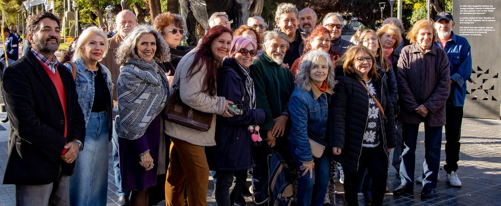 En el D\u00eda del Trabajador, se present\u00f3 el Toro de Giol, un s\u00edmbolo de tradici\u00f3n y fuerza que representa a los trabajadores y trabajadoras del departamento.