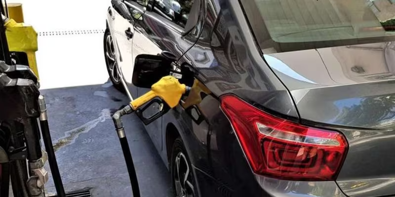 Los precios de los combustibles en San Luis registran diferencias según la compañía y el tipo de producto.