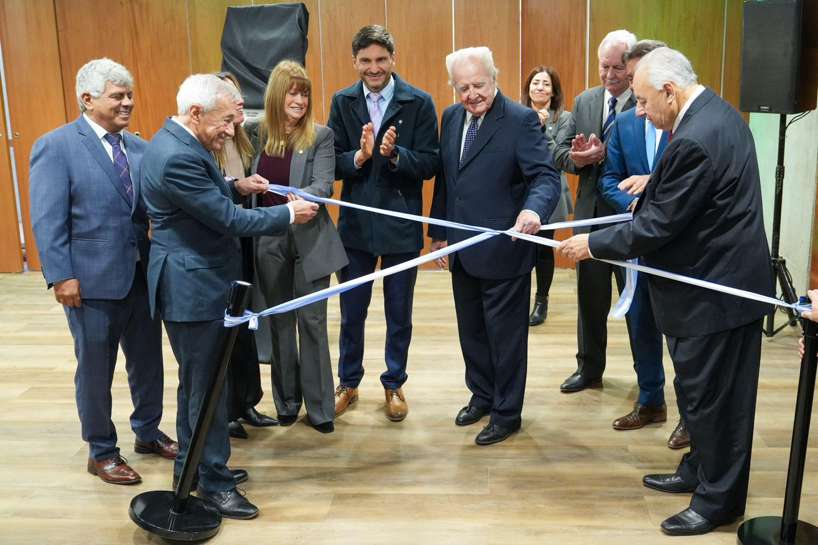 El nuevo edificio amplía la infraestructura judicial de la capital provincial y demandó una inversión millonaria financiada por Santa Fe.