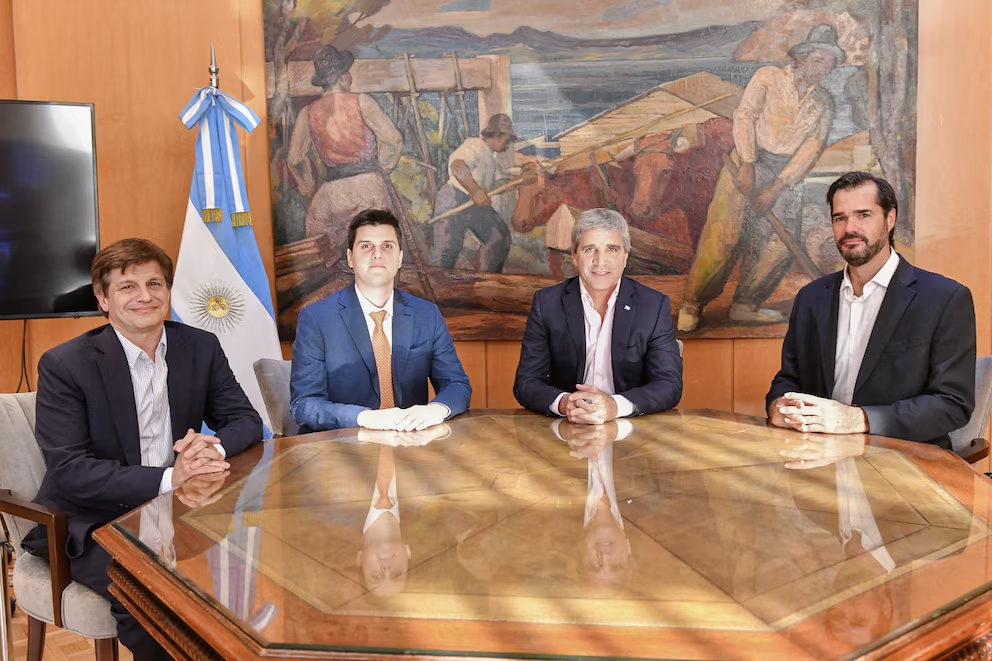 La iniciativa deberá superar evaluaciones técnicas y regulatorias antes de avanzar hacia la etapa de construcción.