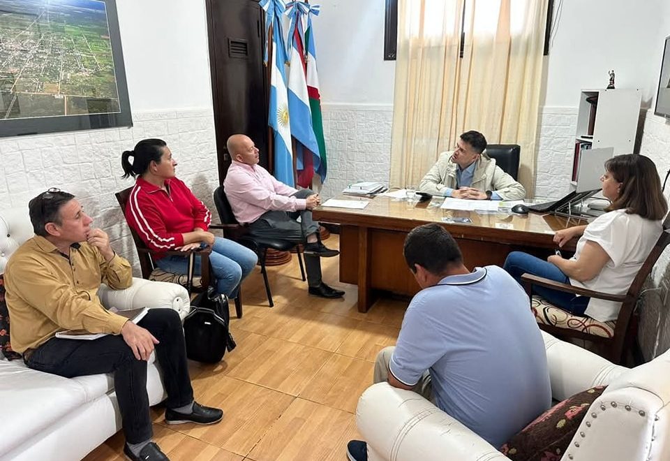 El Intendente se volvi\u00f3 a reunir con representantes de los trabajadores y trabajadoras del Municipio como lo hacemos todos los meses.